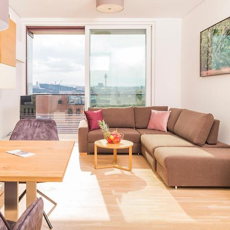 Triiiple Tower Dream Apartments With Rooftop-Summer-Pool Wien Eksteriør bilde