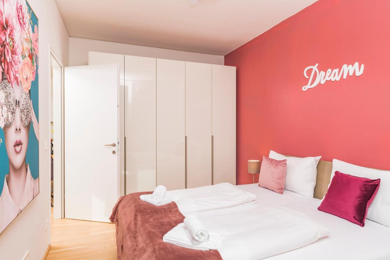Triiiple Tower Dream Apartments With Rooftop-Summer-Pool Wien Eksteriør bilde