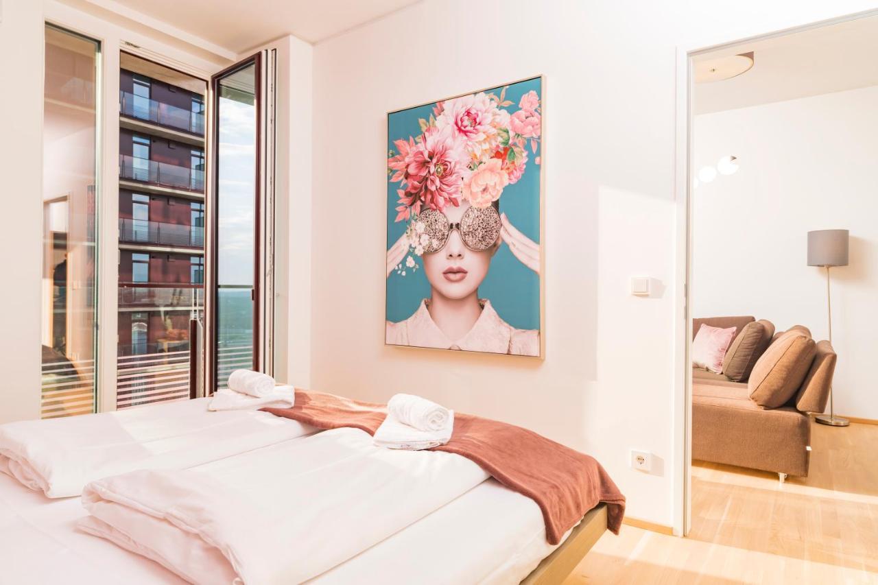 Triiiple Tower Dream Apartments With Rooftop-Summer-Pool Wien Eksteriør bilde