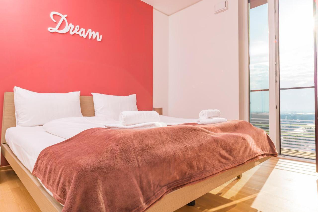 Triiiple Tower Dream Apartments With Rooftop-Summer-Pool Wien Eksteriør bilde