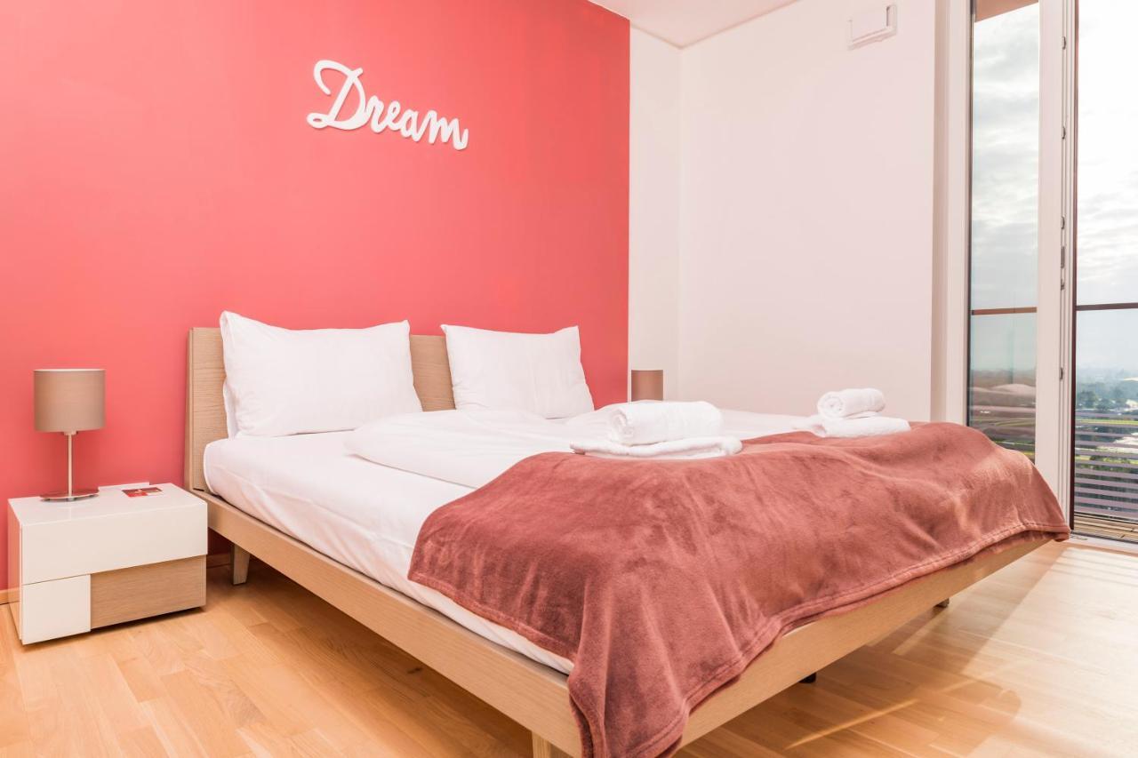 Triiiple Tower Dream Apartments With Rooftop-Summer-Pool Wien Eksteriør bilde